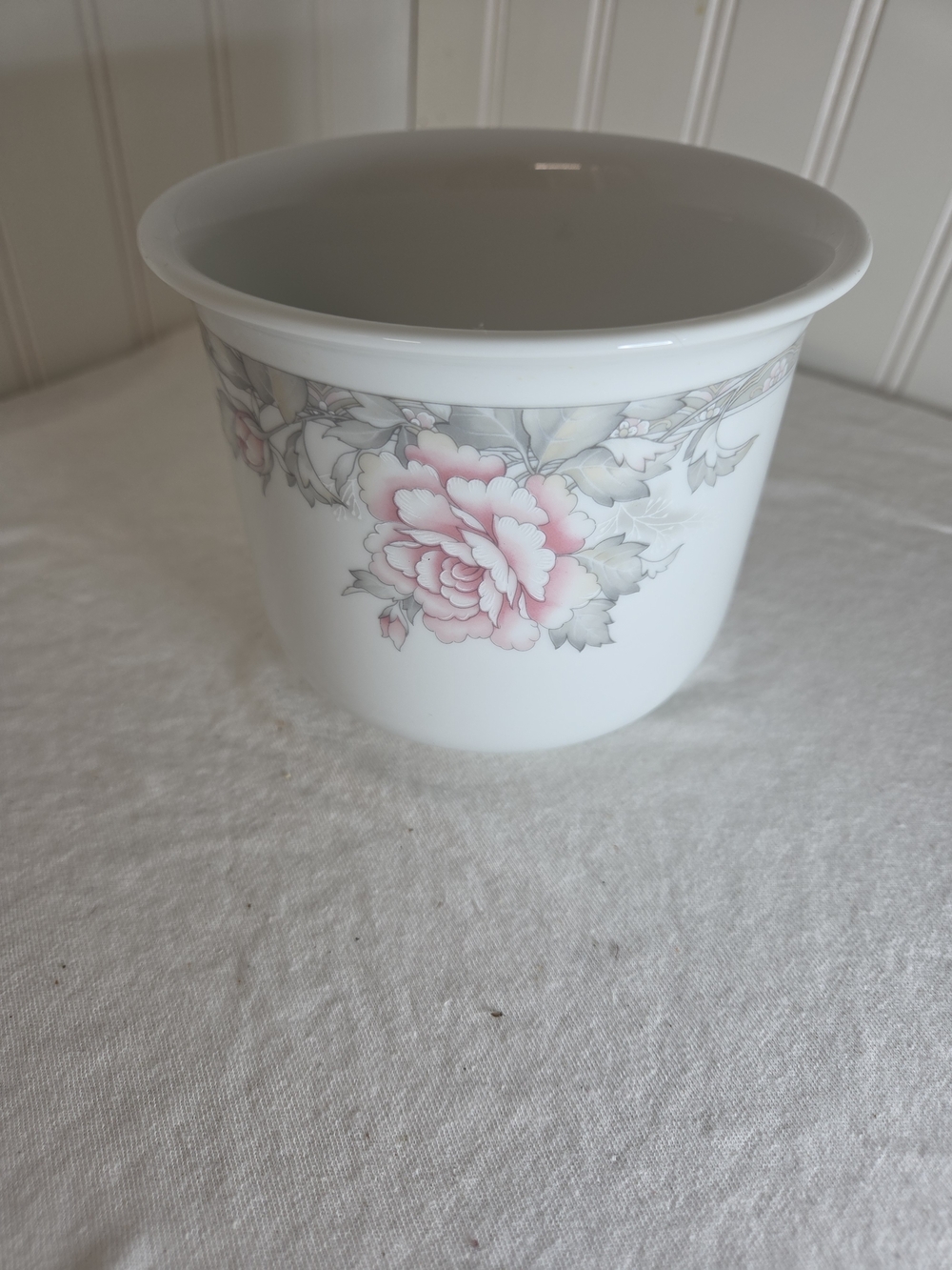 Vintage 1990 FTD Porcelain Floral Cachepot Planter - Pink and Gray
